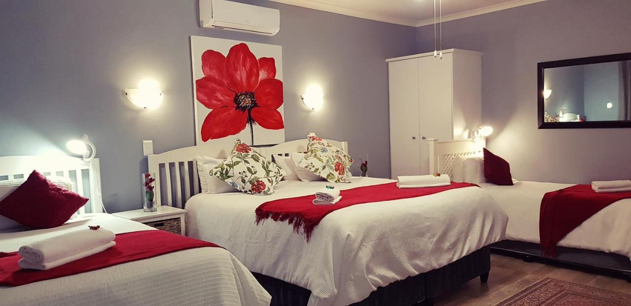 Graceland Guesthouse Potchefstroom Ngoại thất bức ảnh